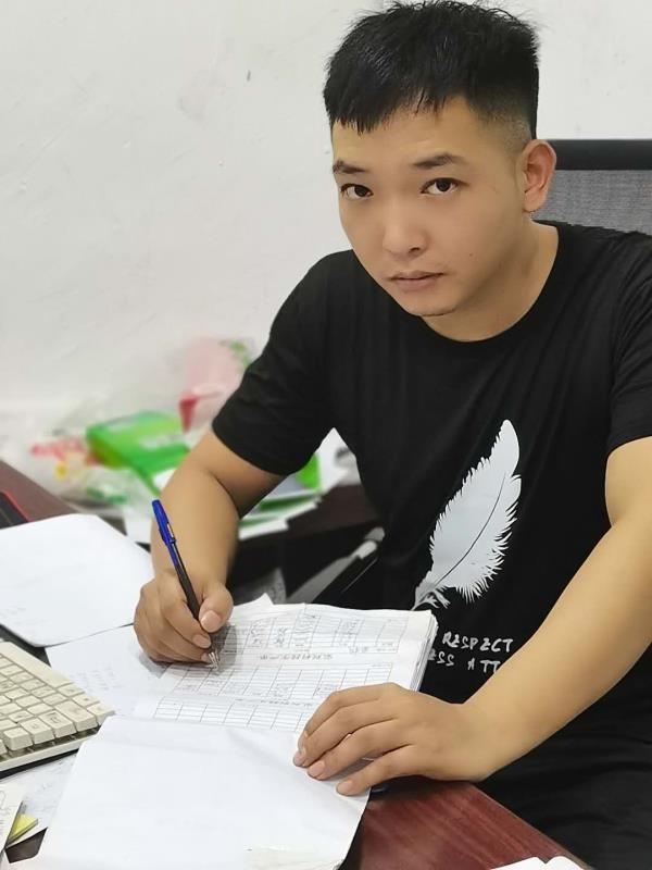 寻找另一伴的第一张照片--吉安相亲服务中心