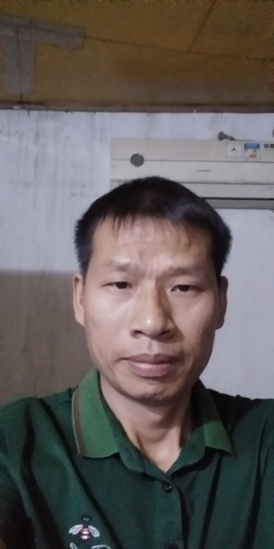 执着跋涉的第二张照片--吉安相亲服务中心