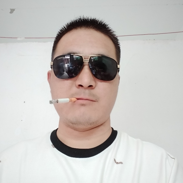 白伟伟的第一张照片--吉安相亲服务中心