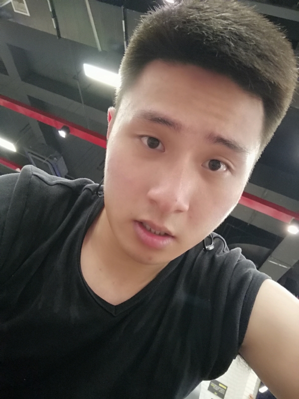 江南的雨的第一张照片--吉安相亲服务中心