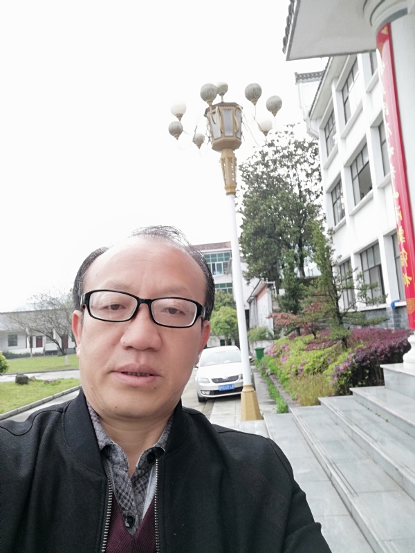 玫瑰祥云的第二张照片--吉安相亲服务中心