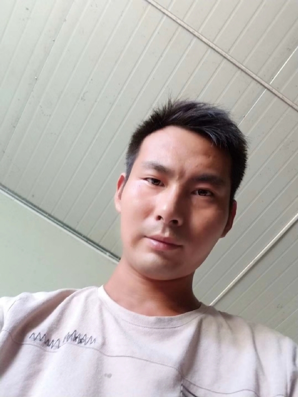 快乐肥宅水的第一张照片--吉安相亲服务中心