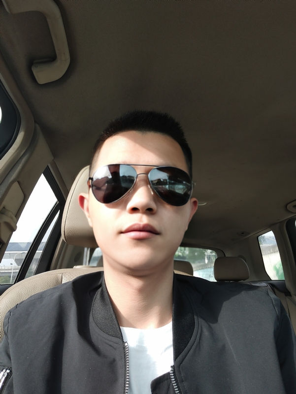 葛先生的第二张照片--吉安相亲服务中心