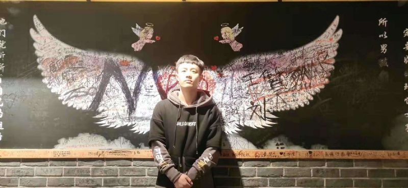 水彩画师的第一张照片--吉安相亲服务中心