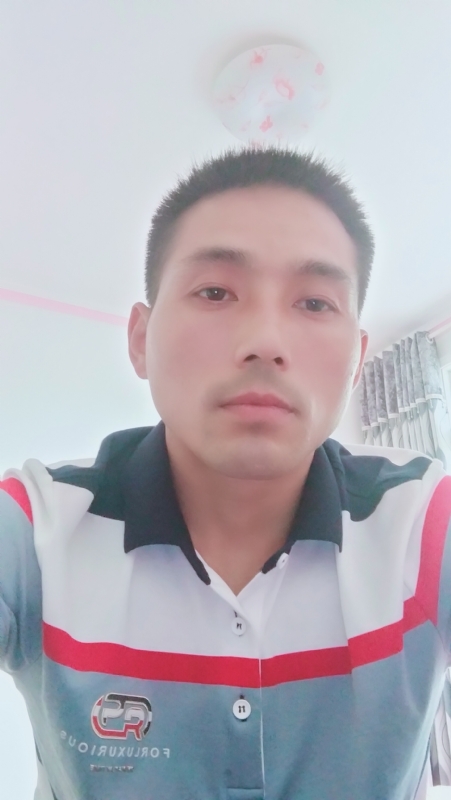 染红尘世的第一张照片--吉安相亲服务中心