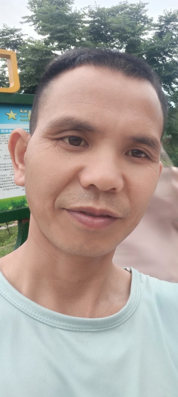 找个相爱的人结婚的第一张照片--吉安相亲服务中心