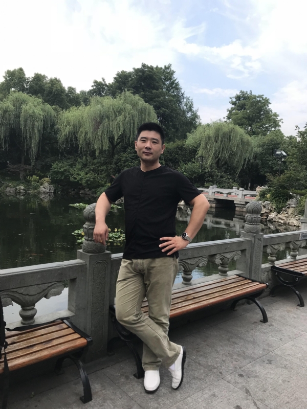 未来可期的第一张照片--吉安相亲服务中心