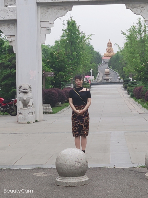 魏沐阳子的第三张照片--吉安相亲服务中心