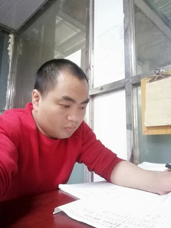 小吴的第一张照片--吉安相亲服务中心