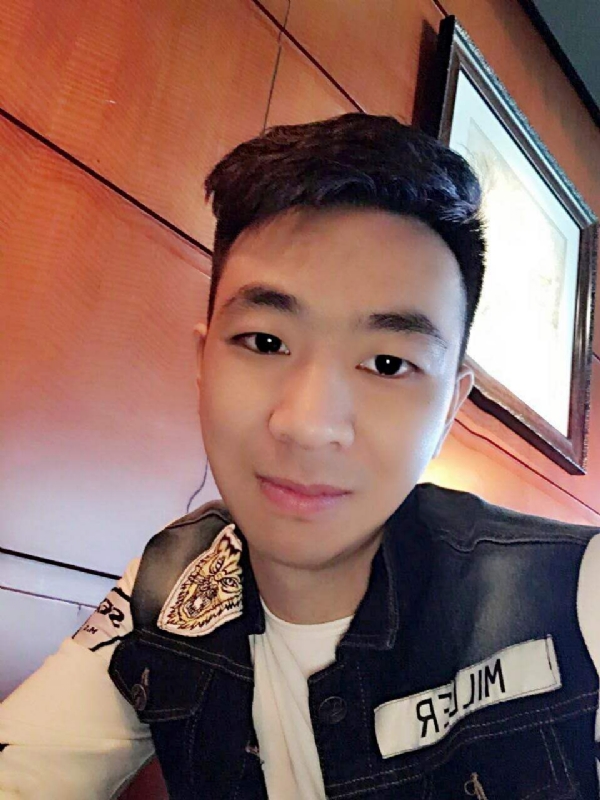 滞后的微笑的第三张照片--吉安相亲服务中心
