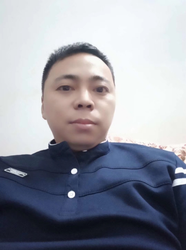 珍惜眼前人的第一张照片--吉安相亲服务中心