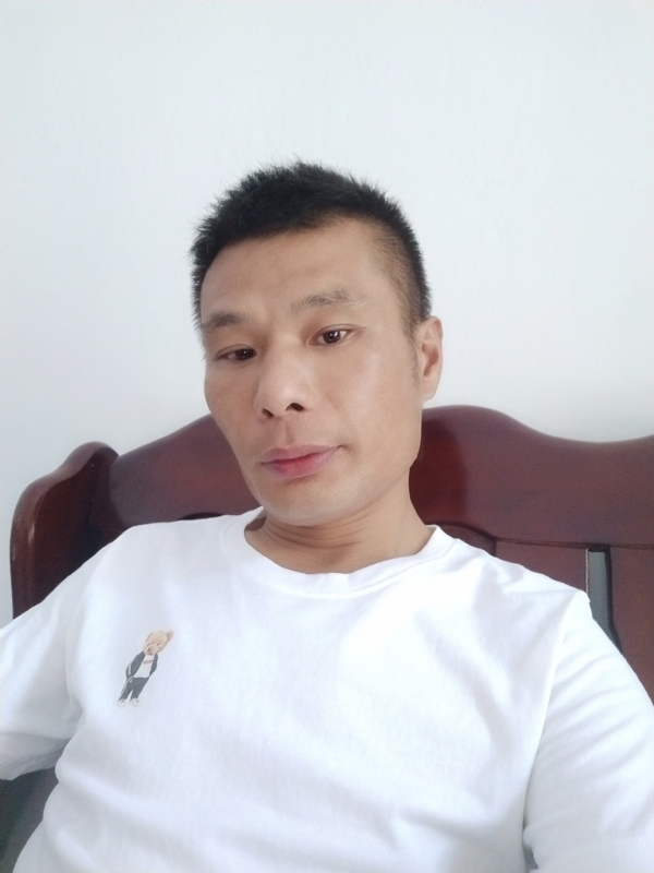 年少轻狂的第一张照片--吉安相亲服务中心