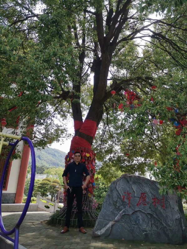 霸气的第一张照片--吉安相亲服务中心