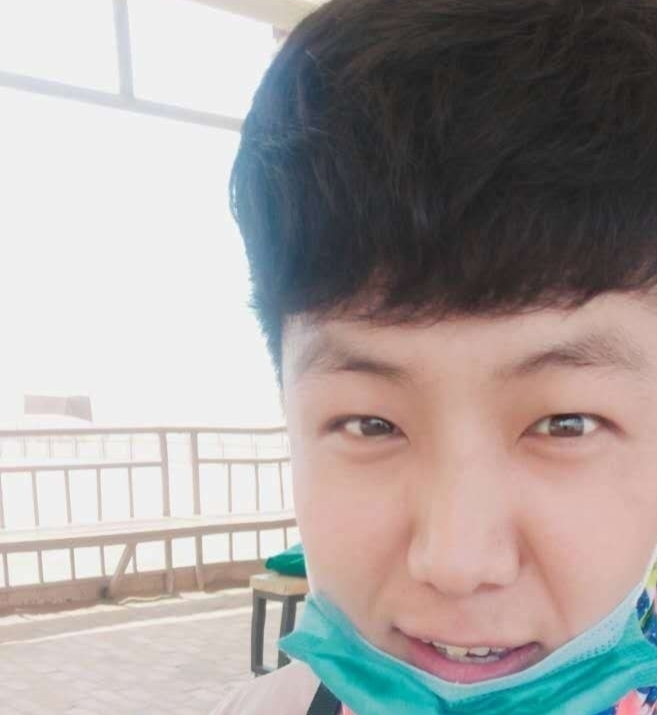 回族小伙的第一张照片--吉安相亲服务中心