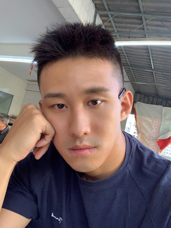 相见恨晚的第二张照片--吉安相亲服务中心