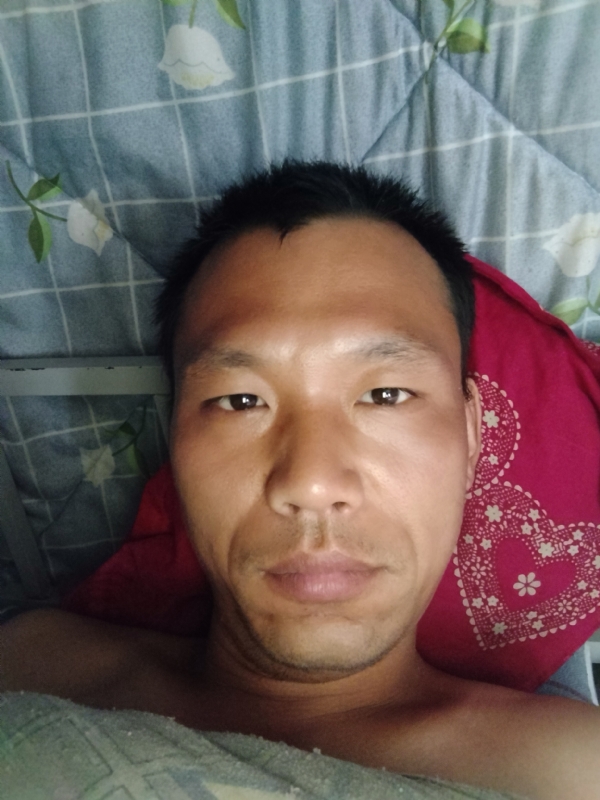 弘扬的第一张照片--吉安相亲服务中心