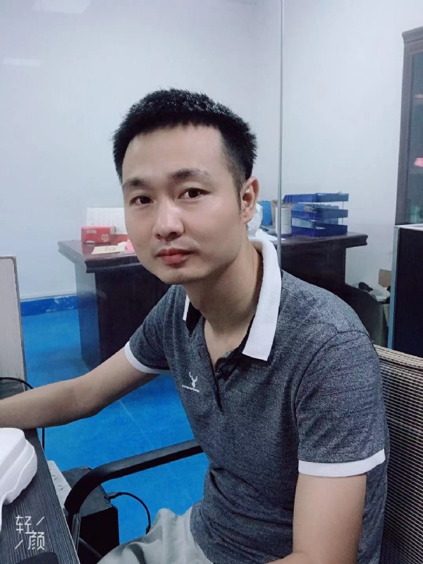 不忘初心的第一张照片--吉安相亲服务中心