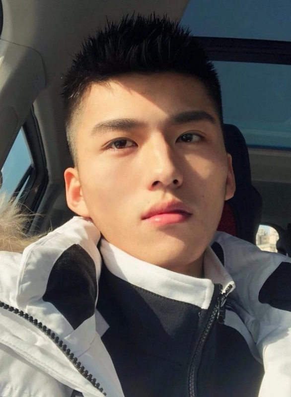 飞翔的第一张照片--吉安相亲服务中心