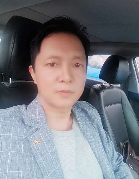 深蓝的第二张照片--吉安相亲服务中心