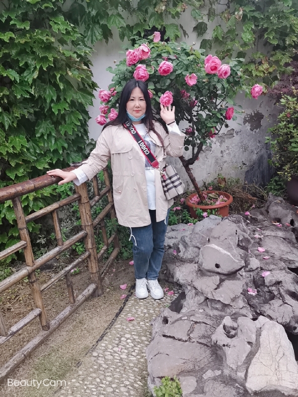 乖乖一女的第三张照片--吉安相亲服务中心