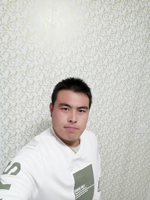看草莓在跳舞的第一张照片--吉安相亲服务中心