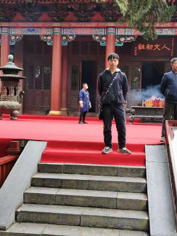 单身的小草的第三张照片--吉安相亲服务中心