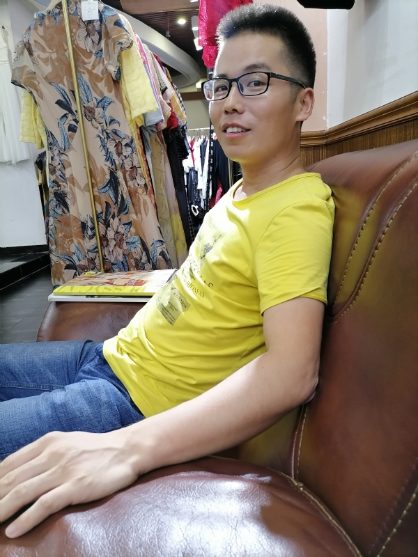 汪顺鹏的第一张照片--吉安相亲服务中心