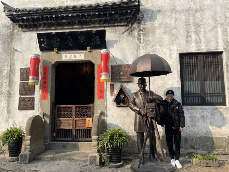喝可乐的猫的第一张照片--吉安相亲服务中心