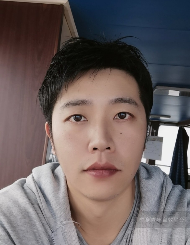 不太帅的男人的第一张照片--吉安相亲服务中心