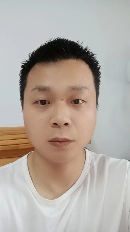 阳光的第一张照片--吉安相亲服务中心