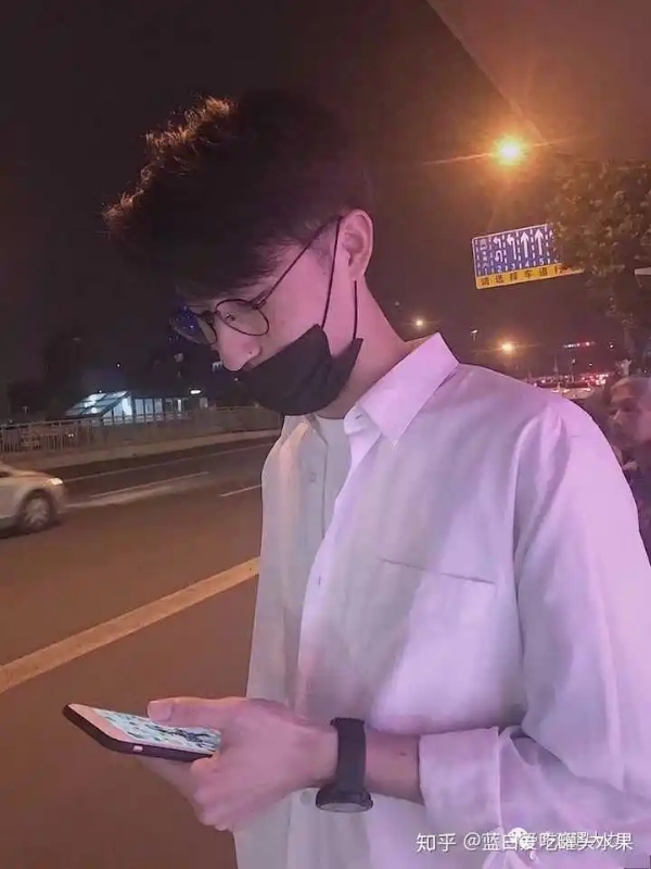 情圣的第一张照片--吉安相亲服务中心