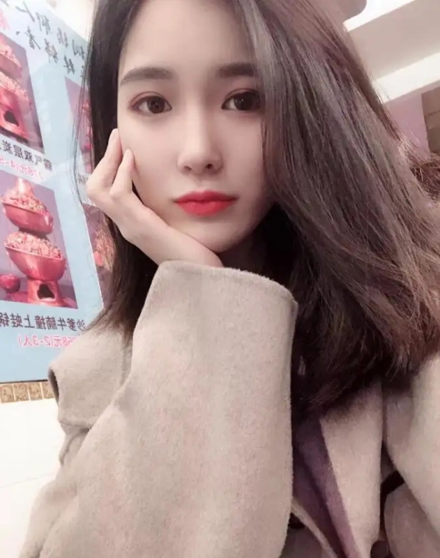 谢玲的第一张照片--吉安相亲服务中心