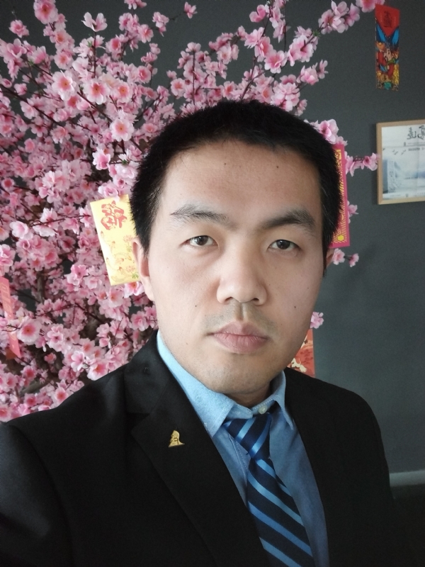 我就是个翻译的第一张照片--吉安相亲服务中心