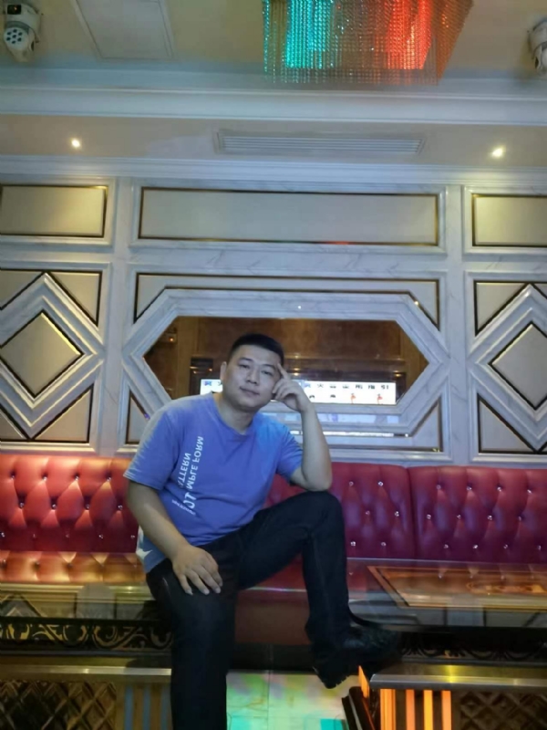 黄生的第四张照片--吉安相亲服务中心