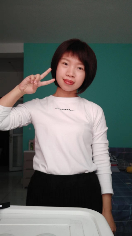 向日葵的第一张照片--吉安相亲服务中心