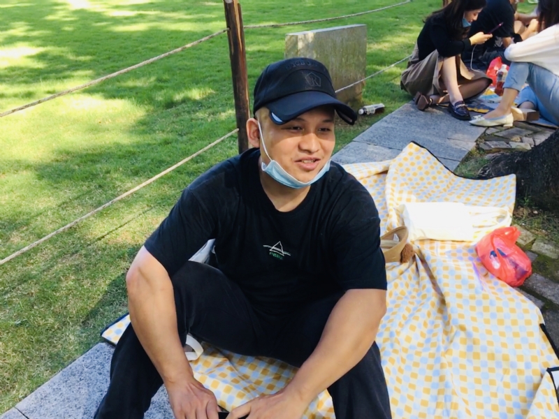 好大一颗石头的第一张照片--吉安相亲服务中心