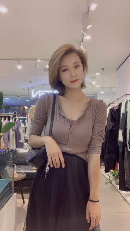 大婷子的第一张照片--吉安相亲服务中心
