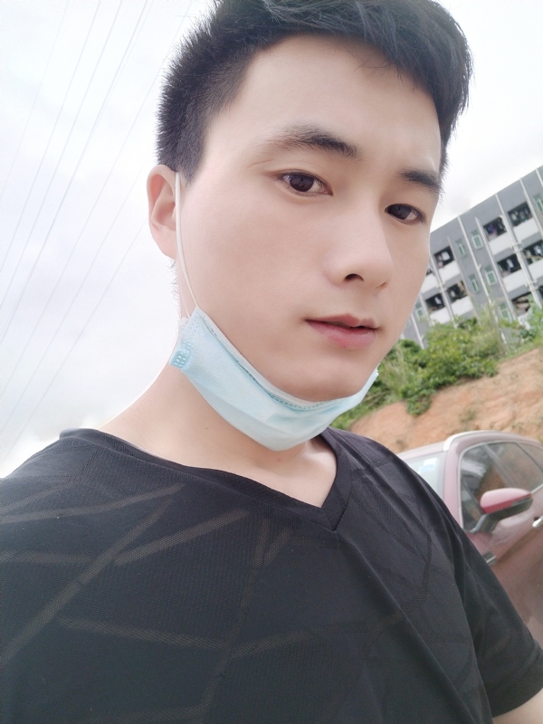 何凡的第二张照片--吉安相亲服务中心