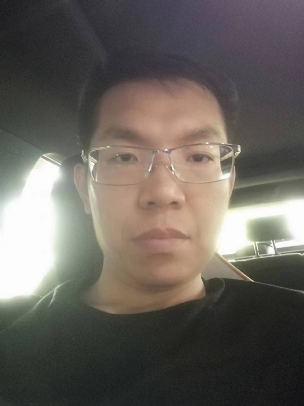 小黑包的第二张照片--吉安相亲服务中心