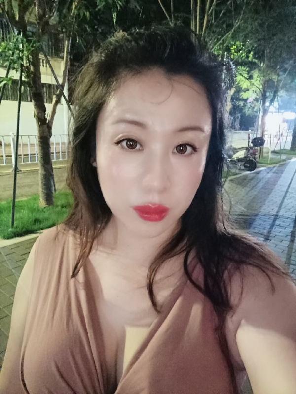 叶子青青的第一张照片--吉安相亲服务中心