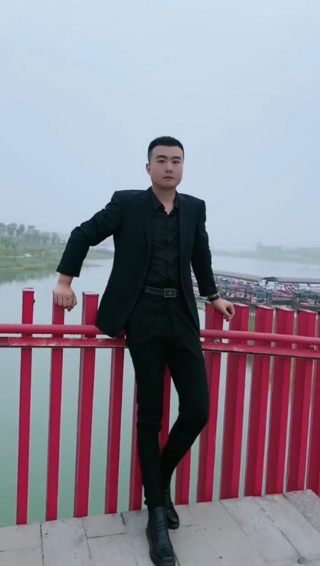 Albert的第二张照片--吉安相亲服务中心