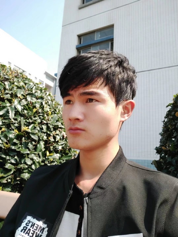 阳光男孩的第四张照片--吉安相亲服务中心