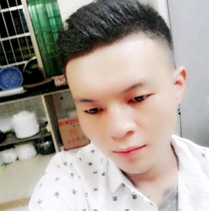 子龙的第一张照片--吉安相亲服务中心