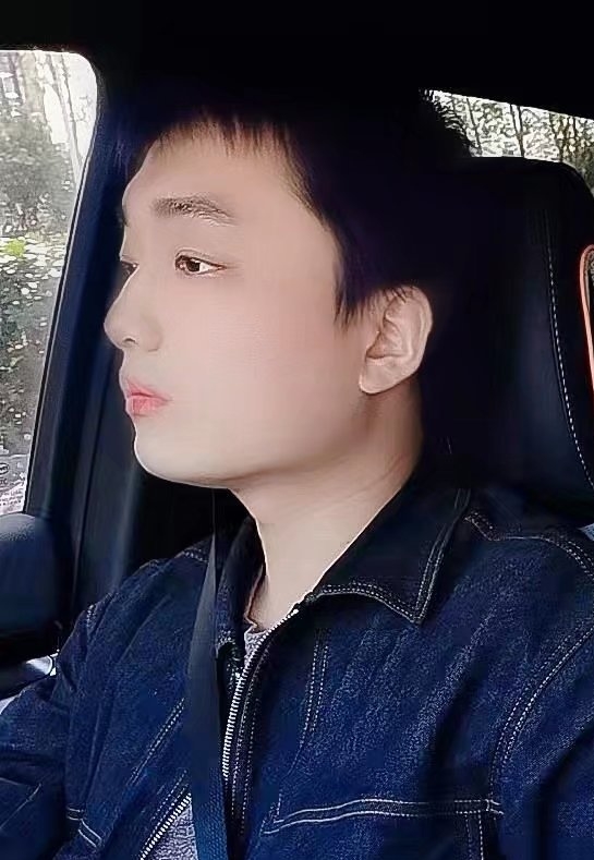 凉锦年的第一张照片--吉安相亲服务中心