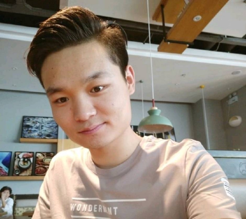 裴海洋的第一张照片--吉安相亲服务中心