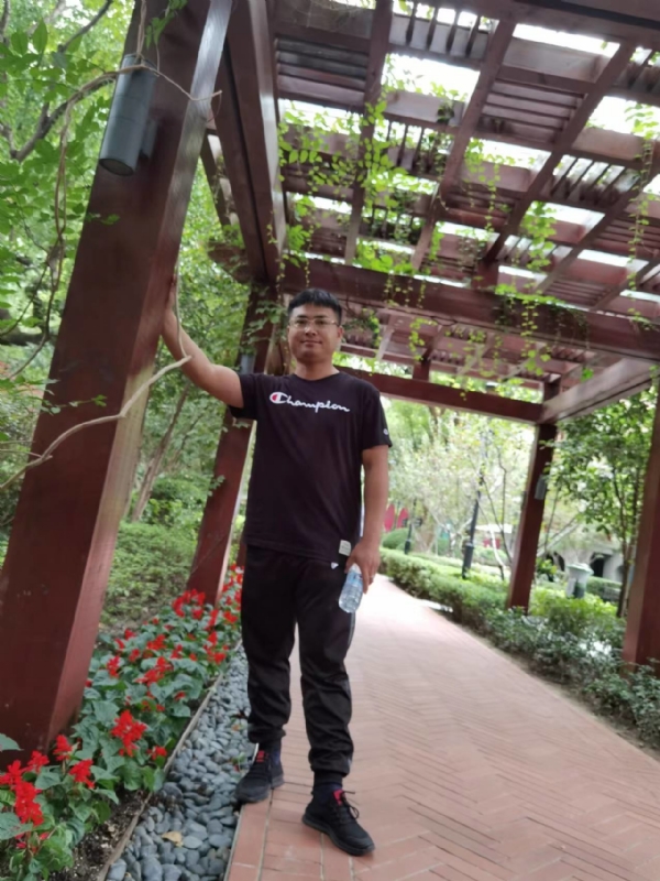 会飞的鱼的第三张照片--吉安相亲服务中心