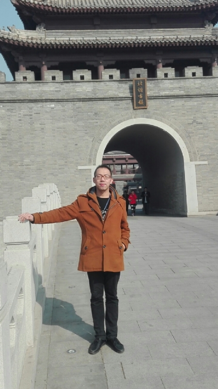 伟岸如山的第一张照片--吉安相亲服务中心