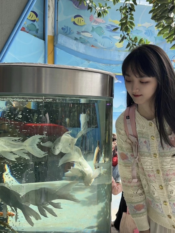 yiyi的第三张照片--吉安相亲服务中心