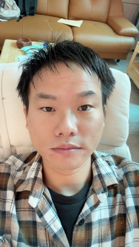 向日葵的第一张照片--吉安相亲服务中心