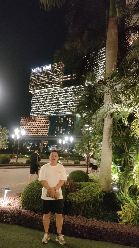 熟悉的身影的第一张照片--吉安相亲服务中心